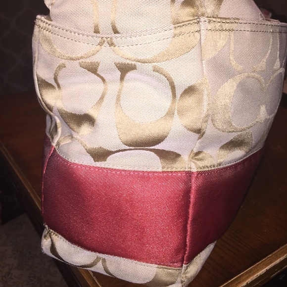 Authentic Coach Diaper Bag - Picture 4 of 4
