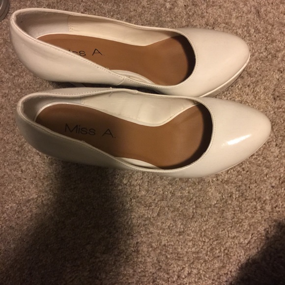 Wedding shoes for bride