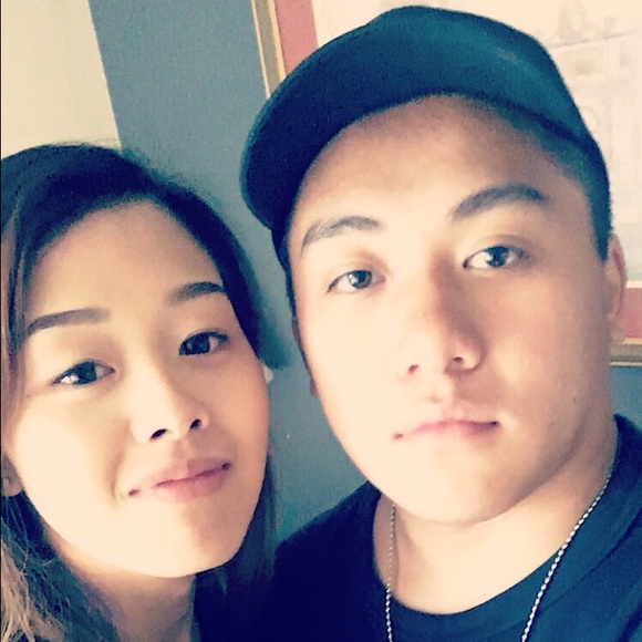 Meet your Posher, Bee - Picture 1 of 1