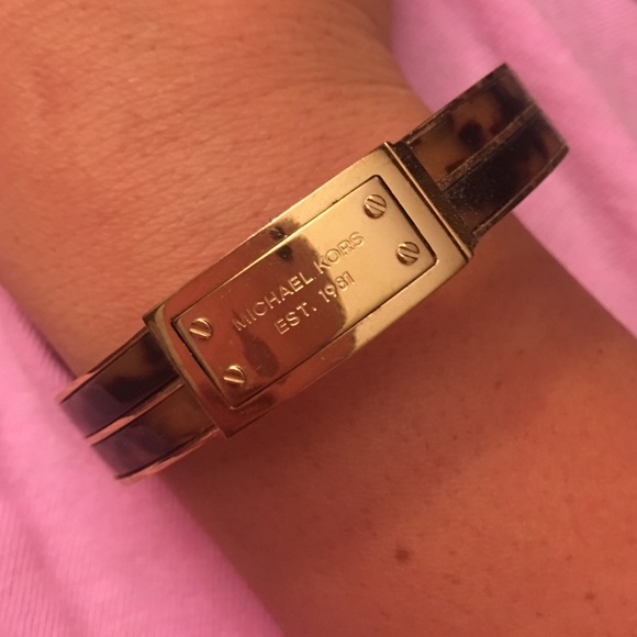 Michael Kors bracelet