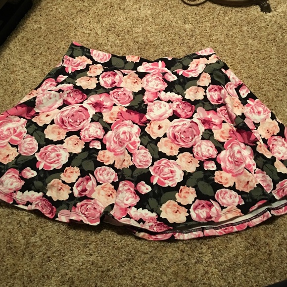 Floral skater skirt