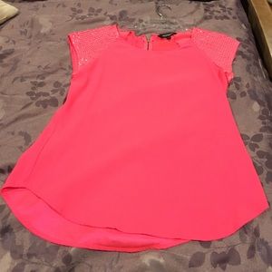 Hot pink top from Express... Size: XS