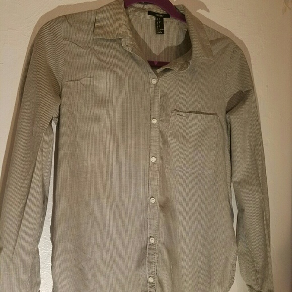 F21 Gray Button Down