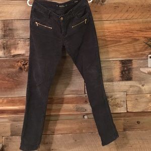 Zara Corduroy pants with zipper details Zara Corduroy pants with zipper details