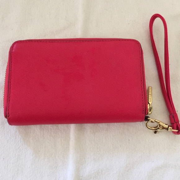 ❌SOLD❌💋Pre-💗'd Tory Burch" Wristlet - Picture 2 of 4