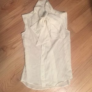 Spring work blouse with bow collar