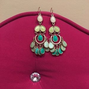 Premier Designs Jewelry Chandelier earrings