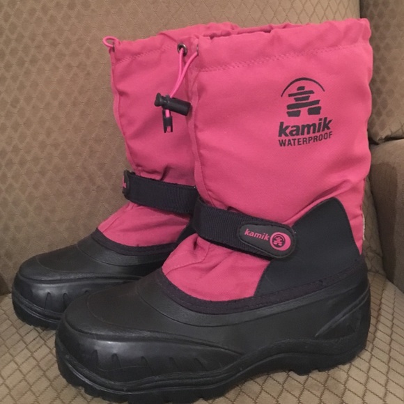 Kamik girls snow boots