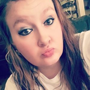 Meet your Posher, Kari