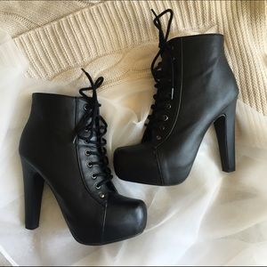 Lace-up booties
