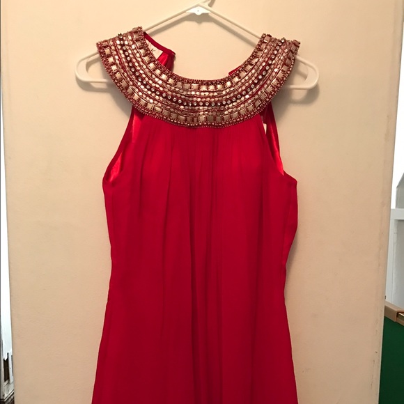Beautiful Shail K Red Gem top dress