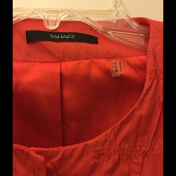 Tahari 3/4 sleeve collarless jacket - Picture 2 of 4