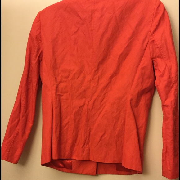 Tahari 3/4 sleeve collarless jacket - Picture 4 of 4