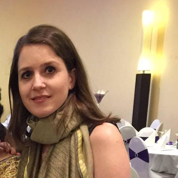 Meet your Posher, Julia
