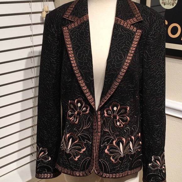 Gorgeous Peter Nygaro black embroidered blazer