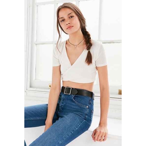 NWT Urban Outfitters Camilla Crop Top - Picture 2 of 2