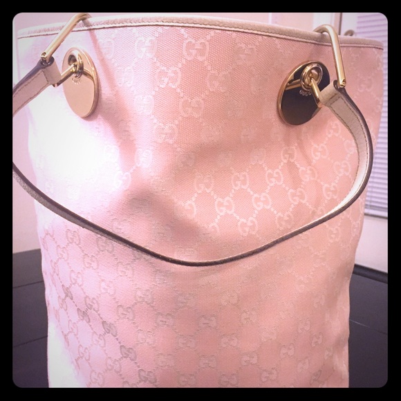 Authentic Gucci eclipse tote pink NEW YEAR SALE🎉