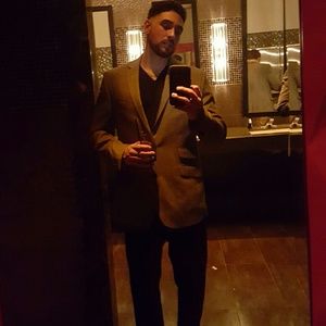 Meet your Posher, Pablo