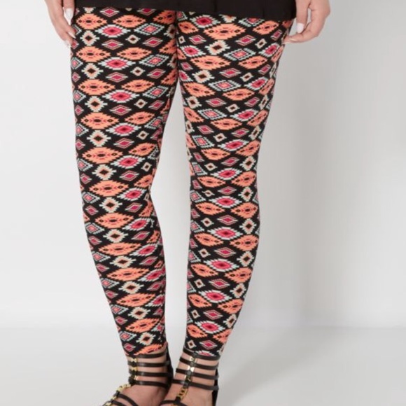Plus Coral Aztec Brushed Legging - Picture 2 of 4