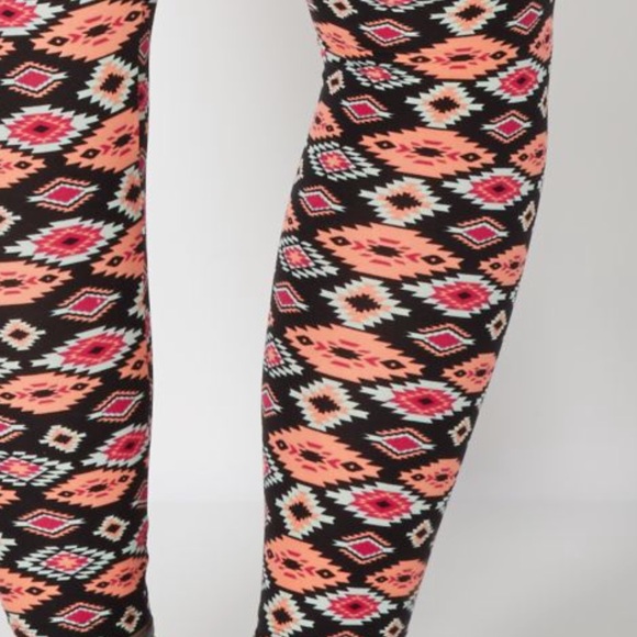 Plus Coral Aztec Brushed Legging - Picture 3 of 4