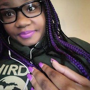 Meet your Posher, Andriella