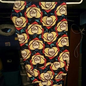 Disney Roses Lularoe Leggings TC Tall Curvy