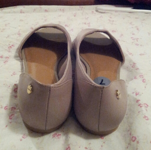 Flats: SOLD - Picture 3 of 4