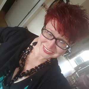 Meet your Posher, Joyce