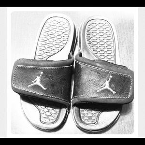 Boys Jordan slides
