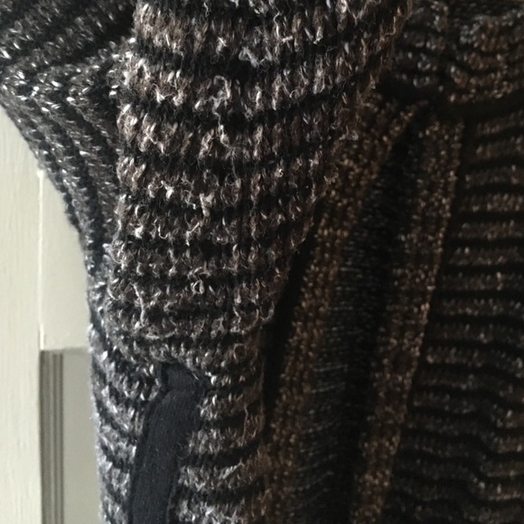 Loft sweater L - Picture 3 of 3