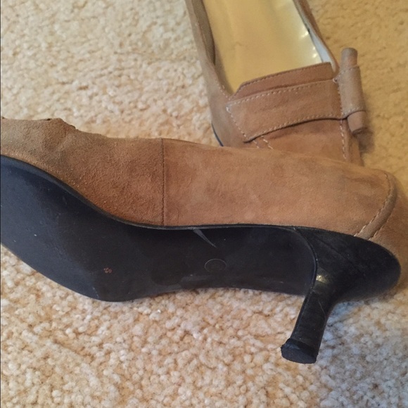 Pointy Sand Pumps by Worthington - Picture 4 of 4