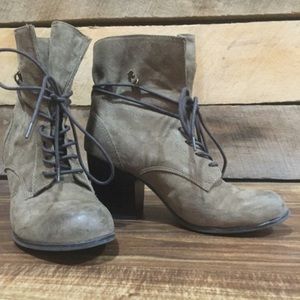 Bundle listing for @dinellec