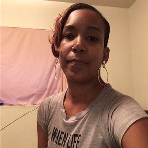 Meet your Posher, Endia