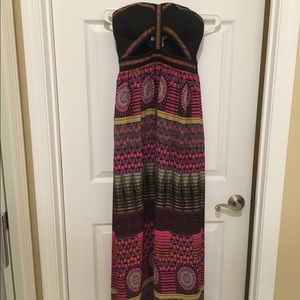 Size small maxi dress.