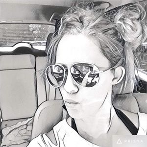 Meet your Posher, Erica