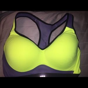 Victoria's Secret Knockout Sports Bra