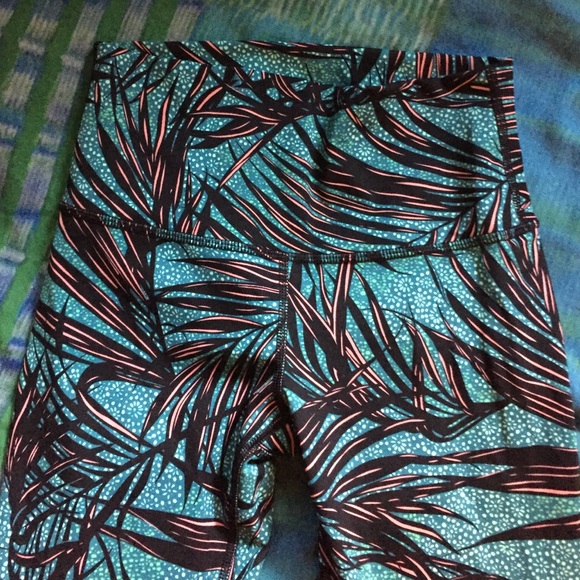 Lululemon High Times
