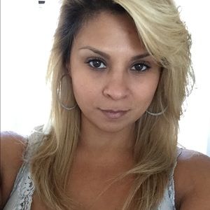 Meet your Posher, Victoria