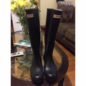 Hunter Black Boots 8