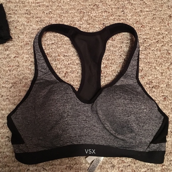 Victoria secret sports bra! Size 34B!