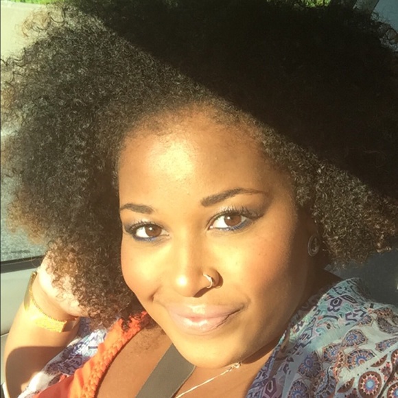 Meet your Posher, Jo - Picture 1 of 1