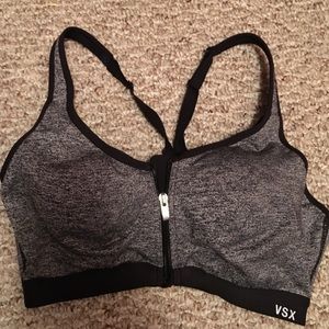 Victoria secret front close sports bra! Size 34C!