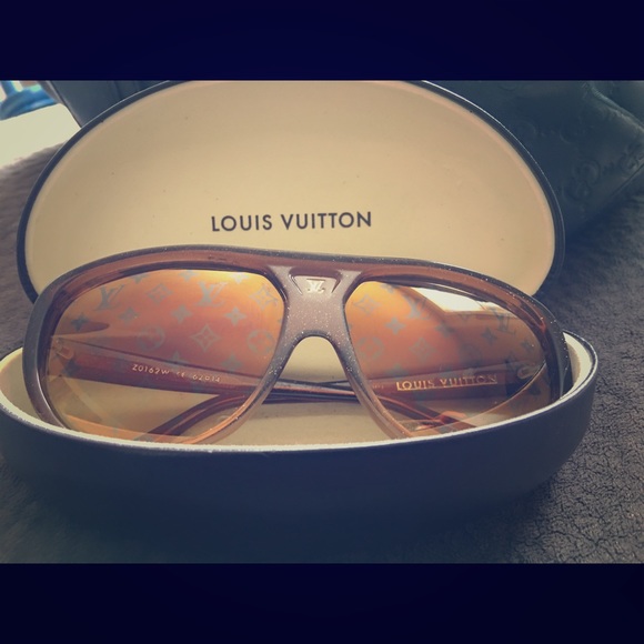 Authentic Louis Vuitton Monogram Sunglasses