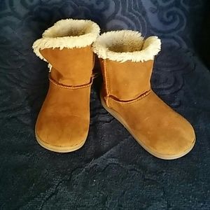 🎉Closet Clearout Sale!🎉Toddler size winter boots