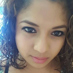 Meet your Posher, Karol