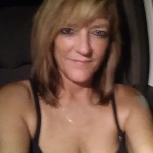 Meet your Posher, Desiree