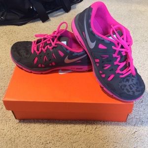 BNWOT reflective leopard Nikes - FINAL PRICE