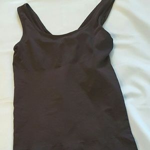YUMMIE BY HEATHER THOMSON SHAPING TANK TOP 1X/2X