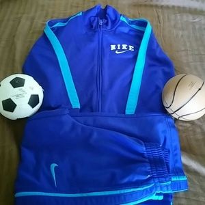 Nike Sweat Suit