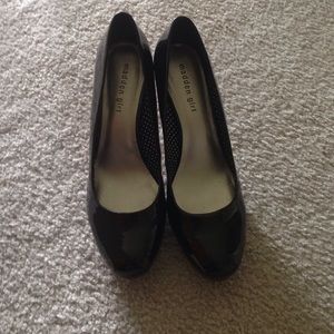 Selling these gorgeous heels I only wore once!